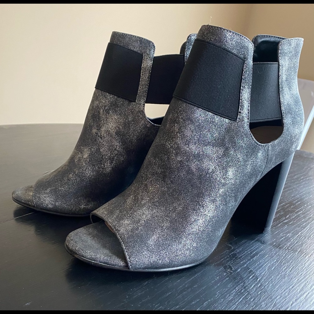 Kaari Blue Metallic Silver & Black Open Toe Bootie
